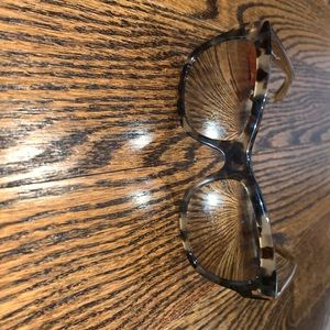 Womens Kate spade sunglasses (great deal)